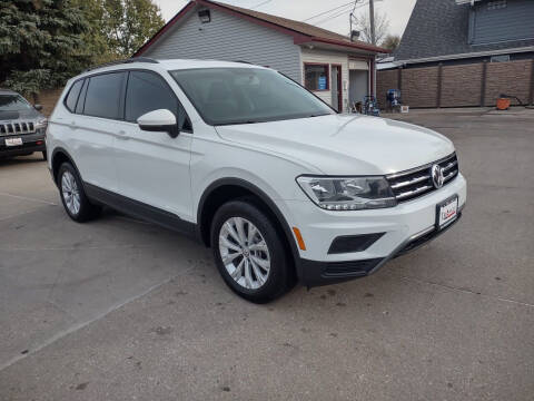 2019 Volkswagen Tiguan for sale at Triangle Auto Sales in Omaha NE