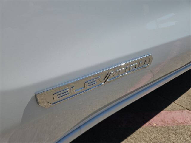 2026 GMC Sierra 1500 Elevation Standard