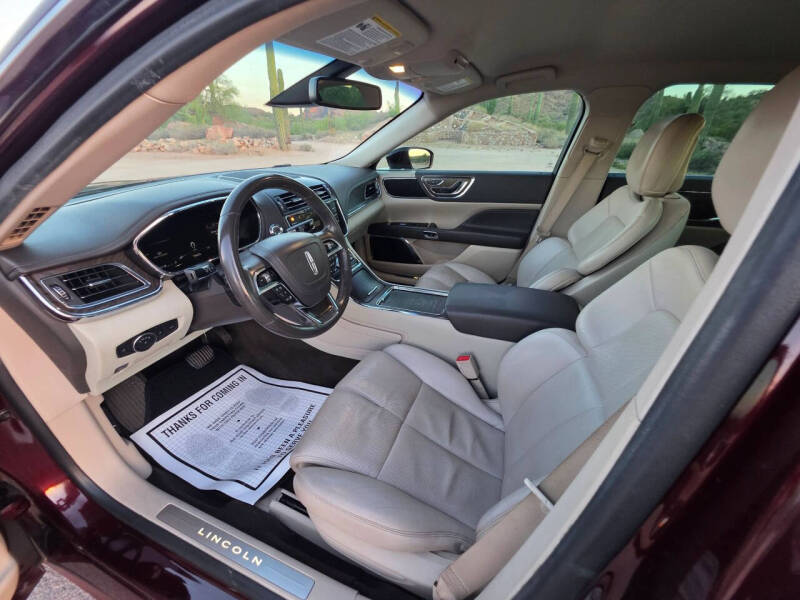 2019 Lincoln Continental Select