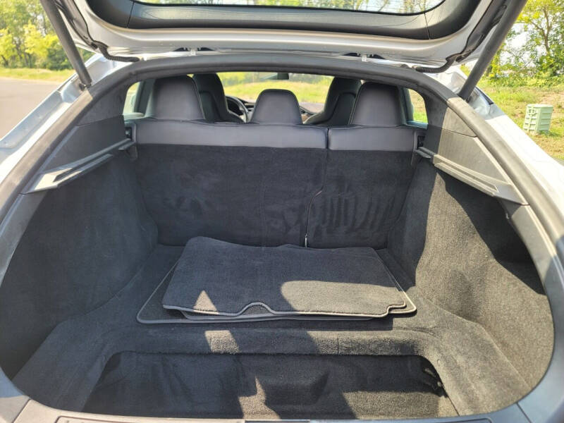 2016 Tesla Model S P90D