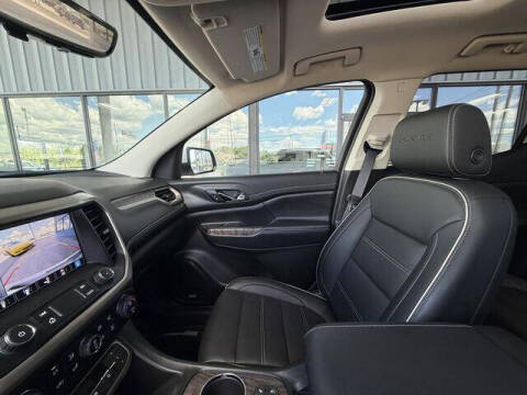 2022 GMC Acadia Denali