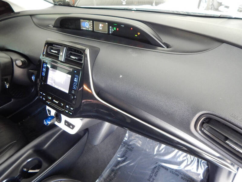 2017 Toyota Prius Two