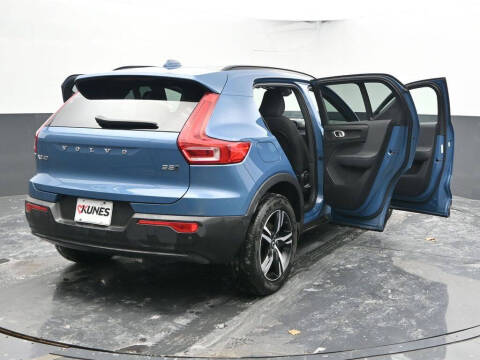2024 Volvo XC40