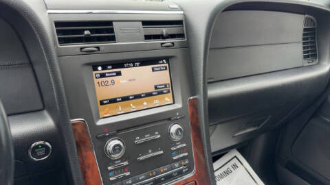 2017 Lincoln Navigator Select