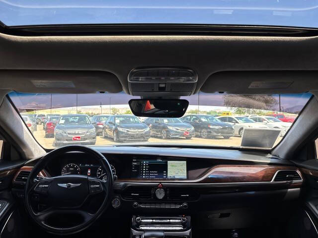 2018 Genesis G90