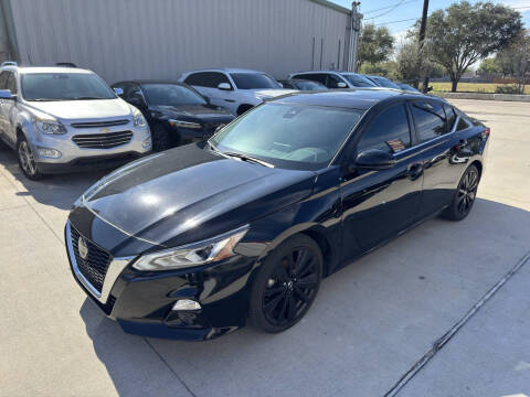 2022 Nissan Altima 2.5 SR