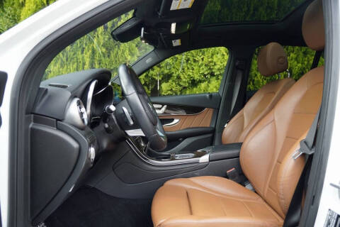 2021 Mercedes-Benz GLC GLC 300