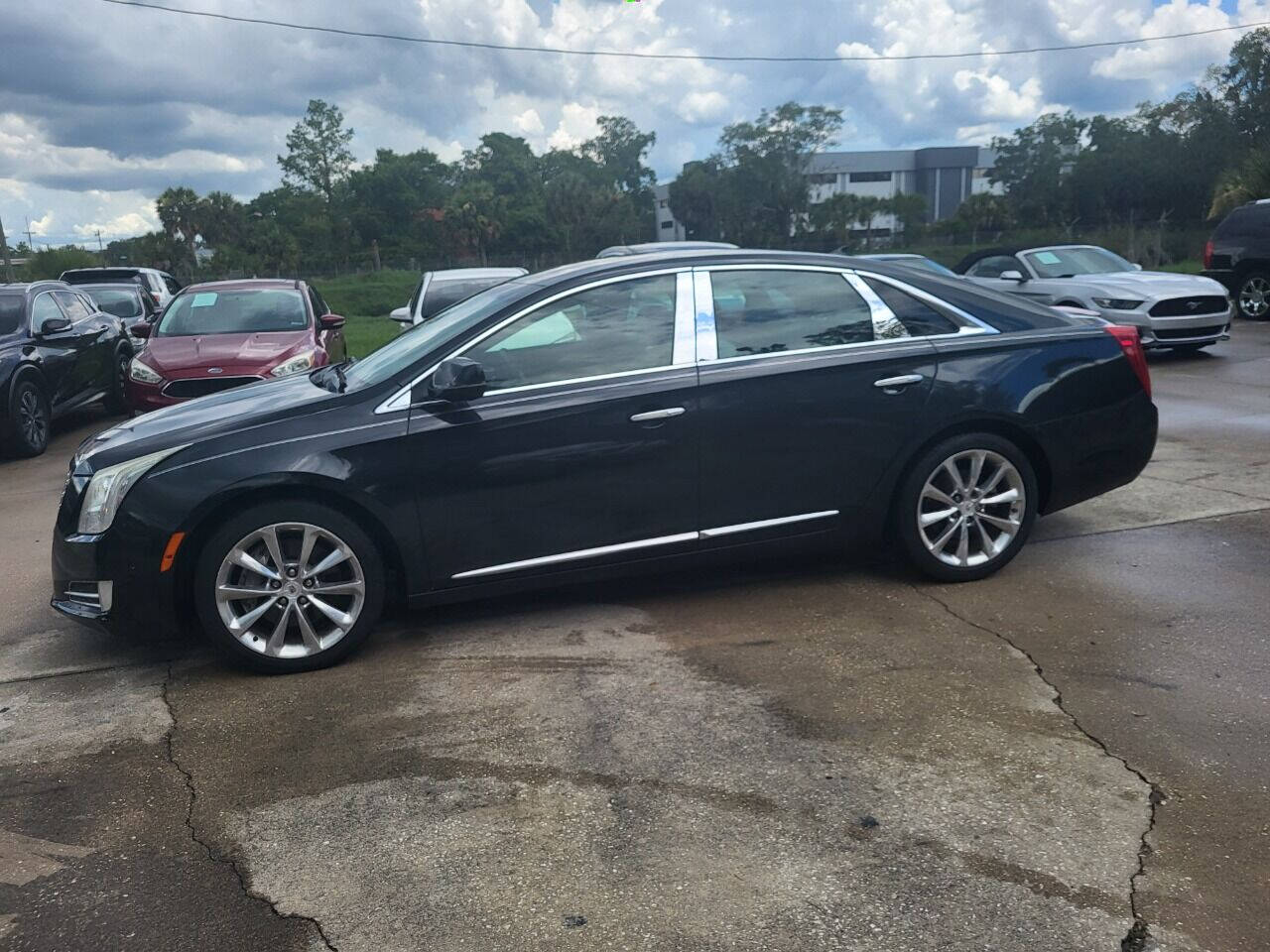 2014 Cadillac XTS for sale at FAMILY AUTO BROKERS in Longwood, FL