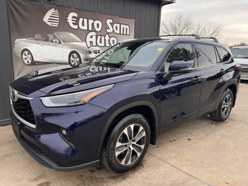 2022 Toyota Highlander XLE's photo