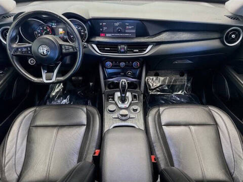 2021 Alfa Romeo Stelvio Sprint