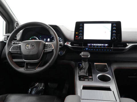 2024 Toyota Sienna XSE 7-Passenger