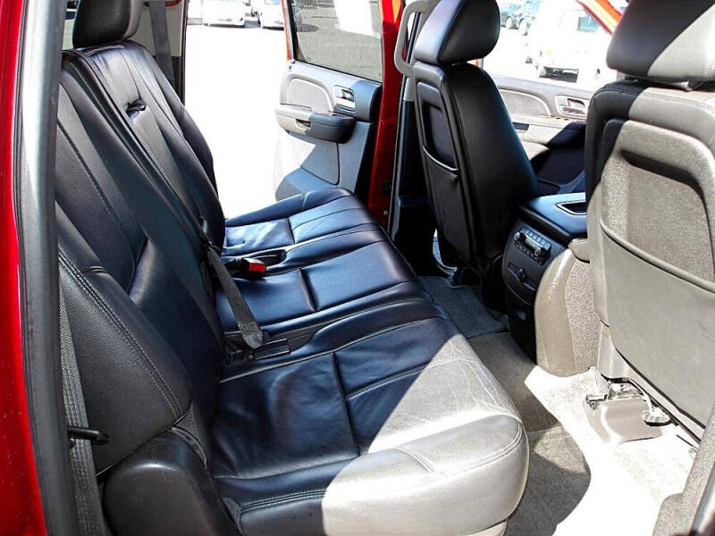 2013 Chevrolet Suburban LT