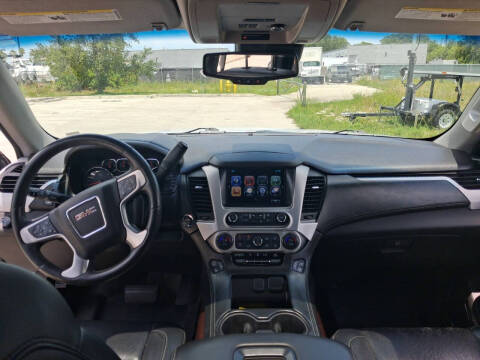 2017 GMC Yukon XL SLT