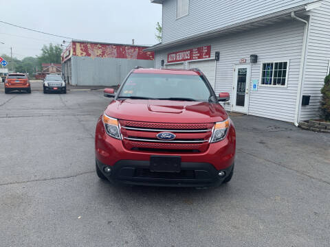 2013 Ford Explorer for sale at Parkside Auto Sales & Service in Pekin IL