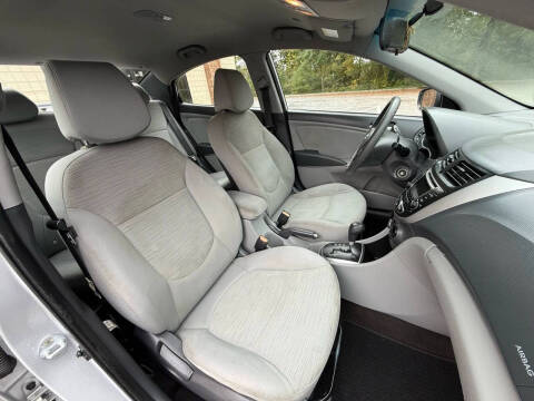 2017 Hyundai Accent Value Edition