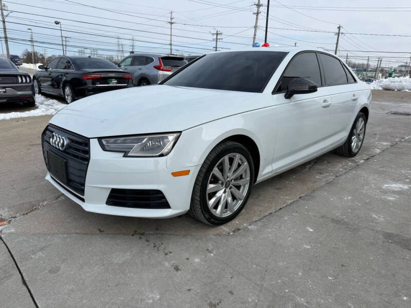 2017 Audi A4 2.0T quattro Premium