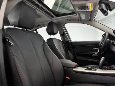 2015 BMW 3 Series 320i xDrive