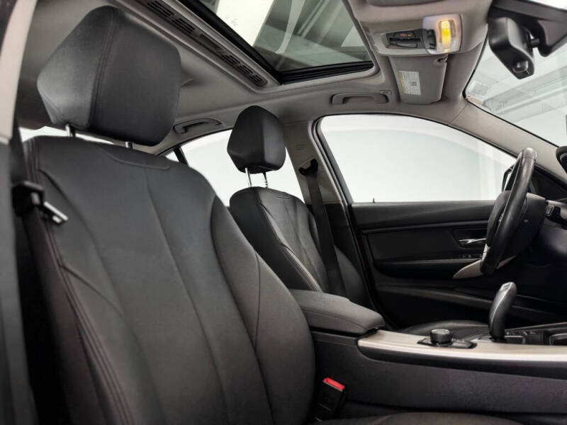 2015 BMW 3 Series 320i xDrive