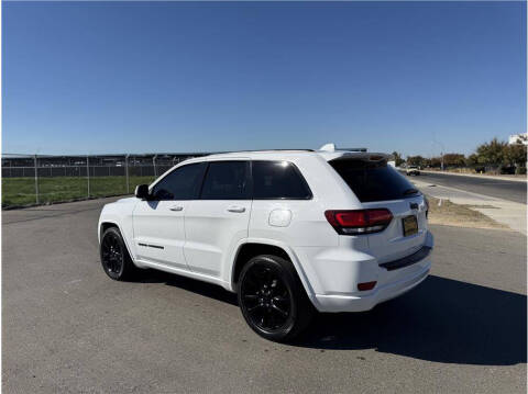 2017 Jeep Grand Cherokee Altitude