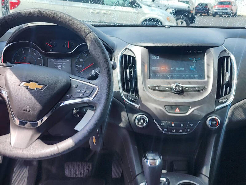 2018 Chevrolet Cruze LT Auto