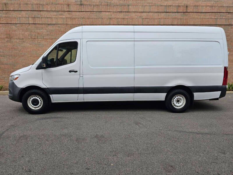 2022 Mercedes-Benz Sprinter Cargo Van Base's photo