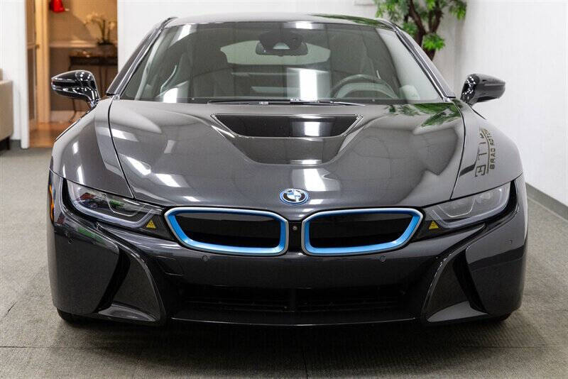 2016 BMW i8