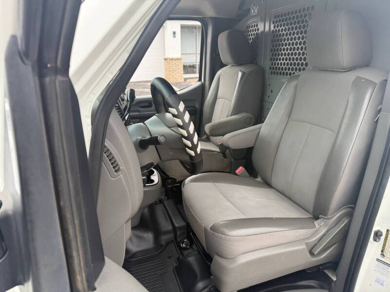 2016 Nissan NV 1500 S