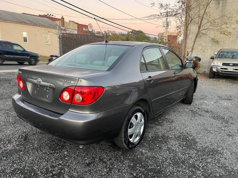 2006 Toyota Corolla LE photo 4