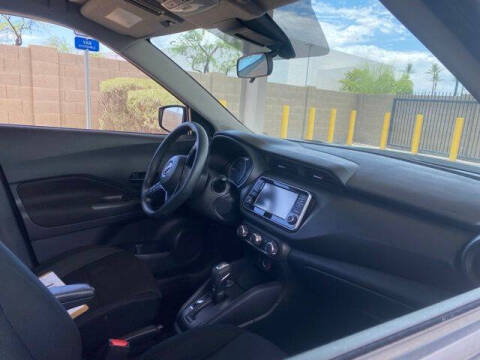 2024 Nissan Kicks S