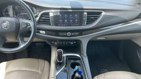 2020 Buick Enclave Essence