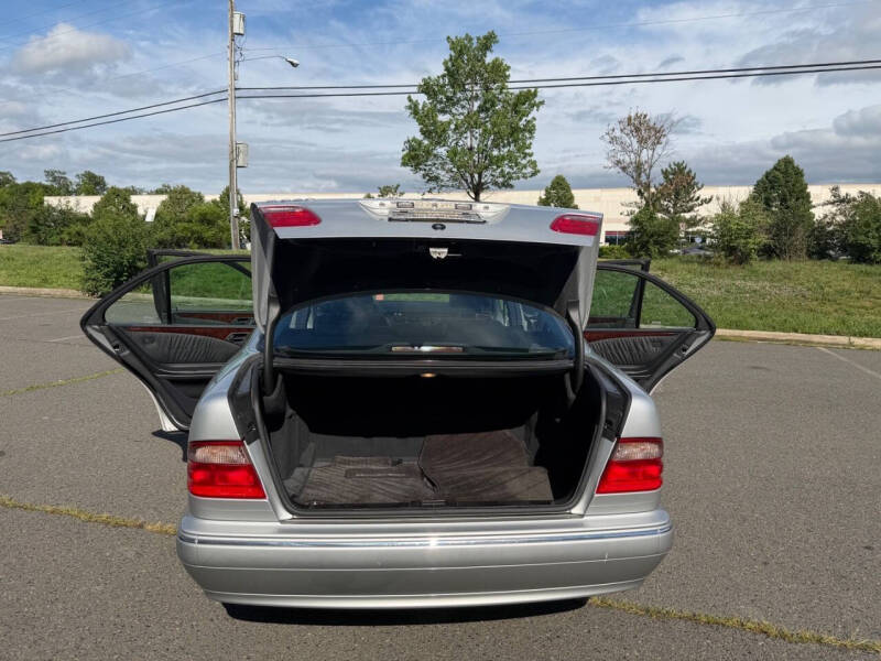 2002 Mercedes-Benz E-Class E 320