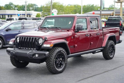 2022 Jeep Gladiator for sale at Preferred Auto Fort Wayne in Fort Wayne IN