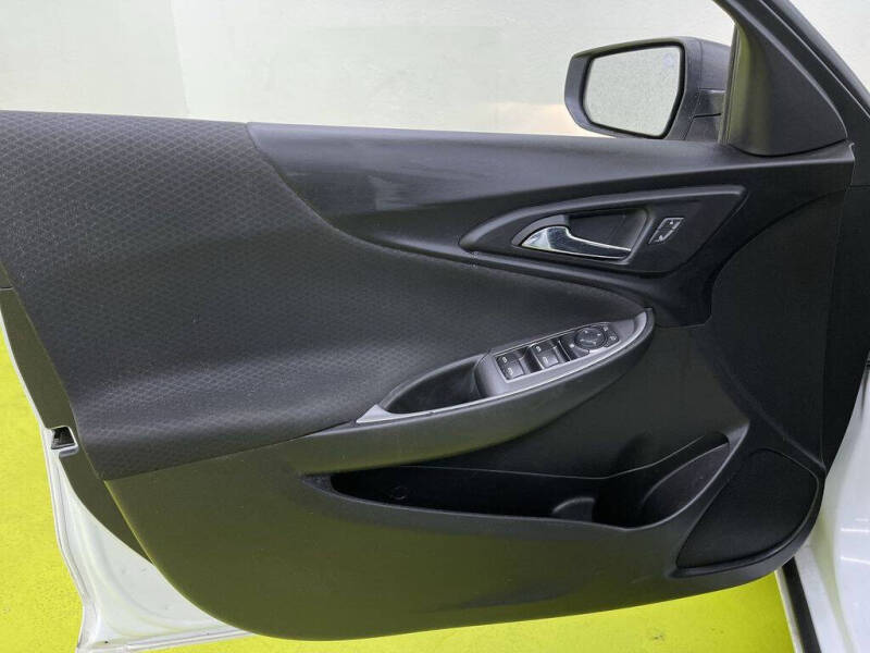 2017 Chevrolet Malibu LS