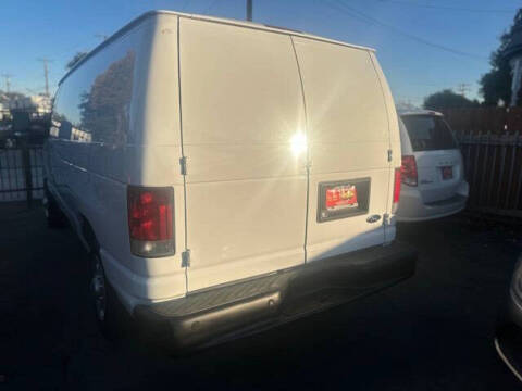2012 Ford E-Series E-150