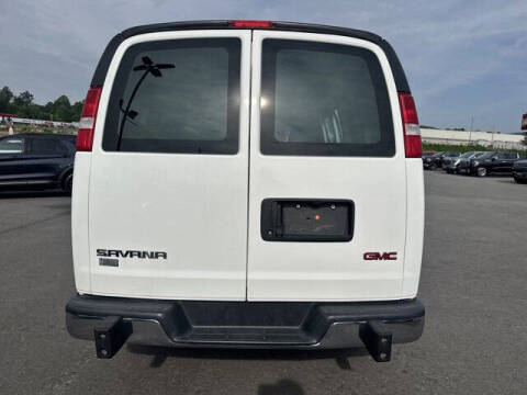 2021 GMC Savana 2500