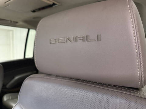 2020 GMC Yukon XL Denali