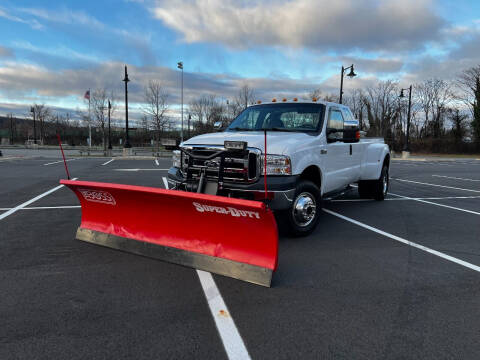 2006 Ford F-350 Super Duty for sale at CLIFTON COLFAX AUTO MALL in Clifton NJ