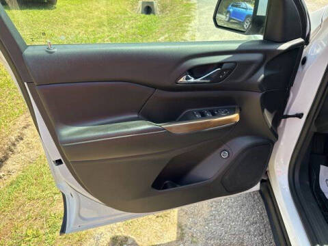 2017 GMC Acadia SLE-2