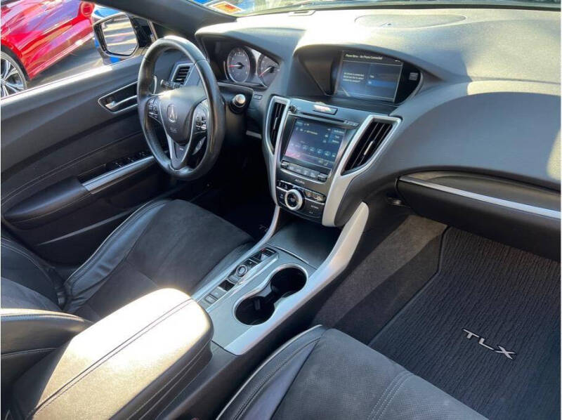 2019 Acura TLX