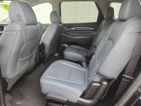 2020 Buick Enclave Essence