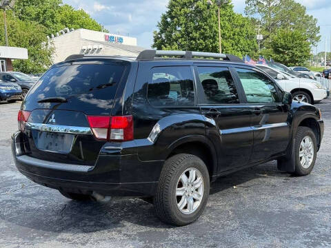 2011 Mitsubishi Endeavor LS