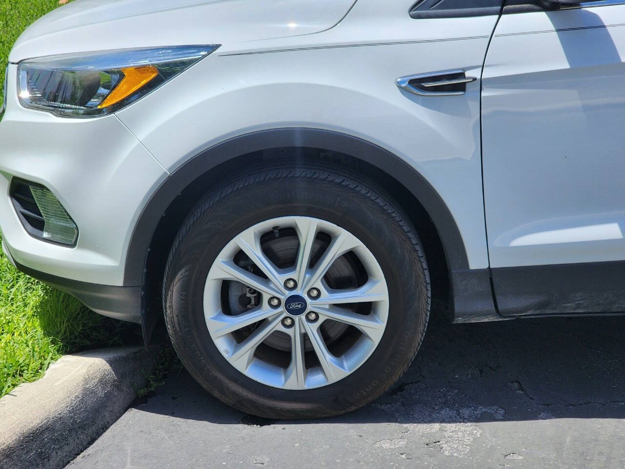 2019 Ford Escape for sale at JT AUTO INC in Oakland Park, FL