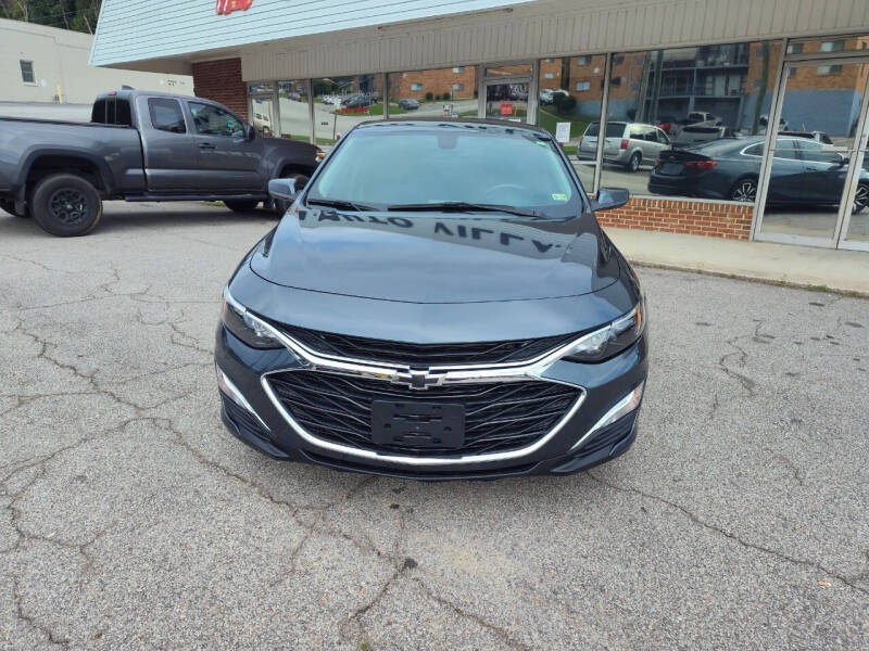 2020 Chevrolet Malibu for sale at Auto Villa in Danville VA