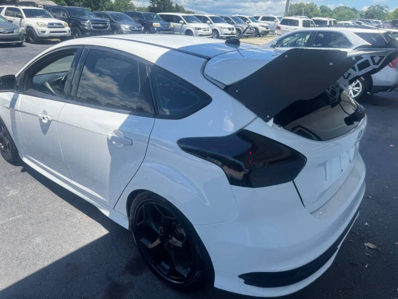 2017 Ford Focus ST