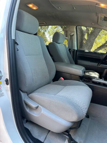 2011 Toyota Tundra Grade