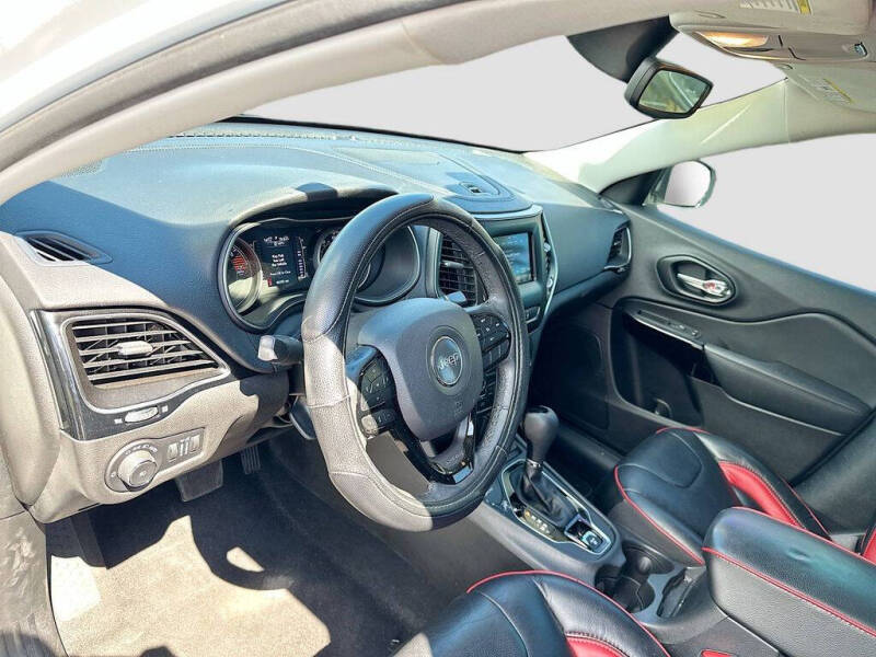 2021 Jeep Cherokee Altitude