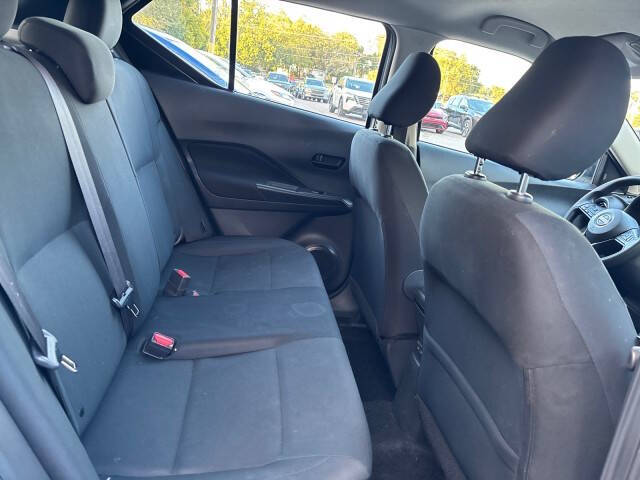 2025 Nissan Kicks Play S