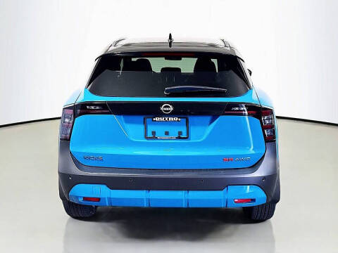 2025 Nissan Kicks SR