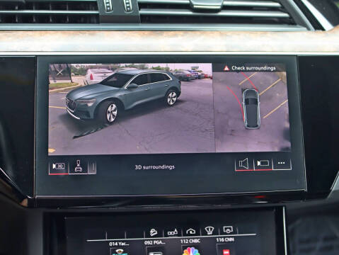 2019 Audi e-tron quattro Prestige