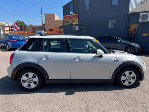 2018 MINI Hardtop 4 Door Cooper